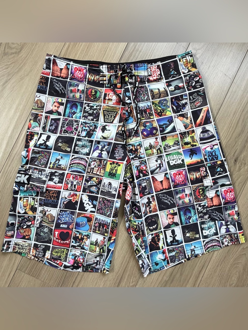 Vintage DGK Men's Multi-Color Photo Mosaic Swim Shorts Sz 32